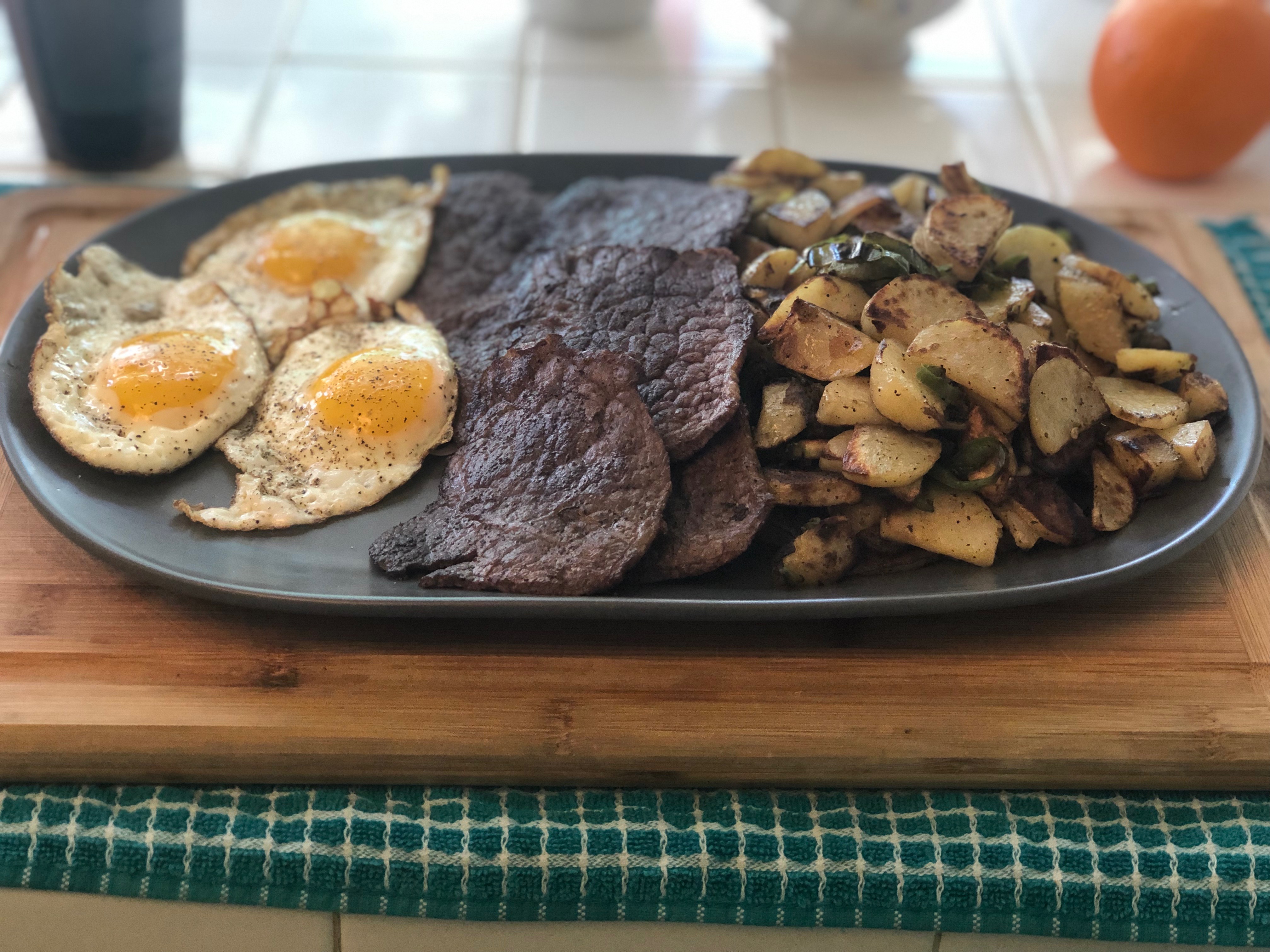 Breakfast Steak and Eggs Skillet - One Pan Recipe